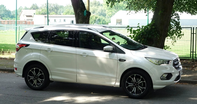 Ford Kuga cena 84990 przebieg: 42000, rok produkcji 2019 z Szprotawa małe 781